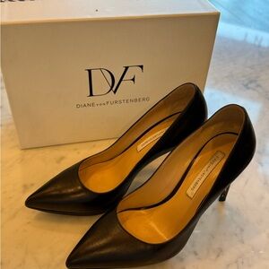 Diane Von Furstenberg Black Leather Heels